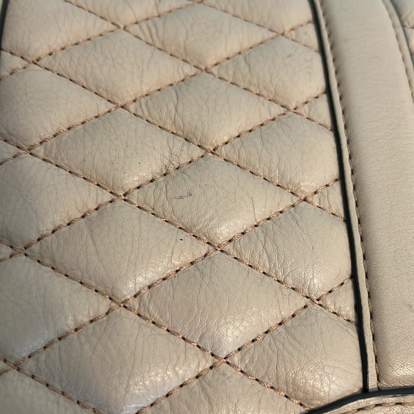 Rebecca Minkoff Chevron Quilted Small Love Crossbody with matching wallet - Picture 7 of 12